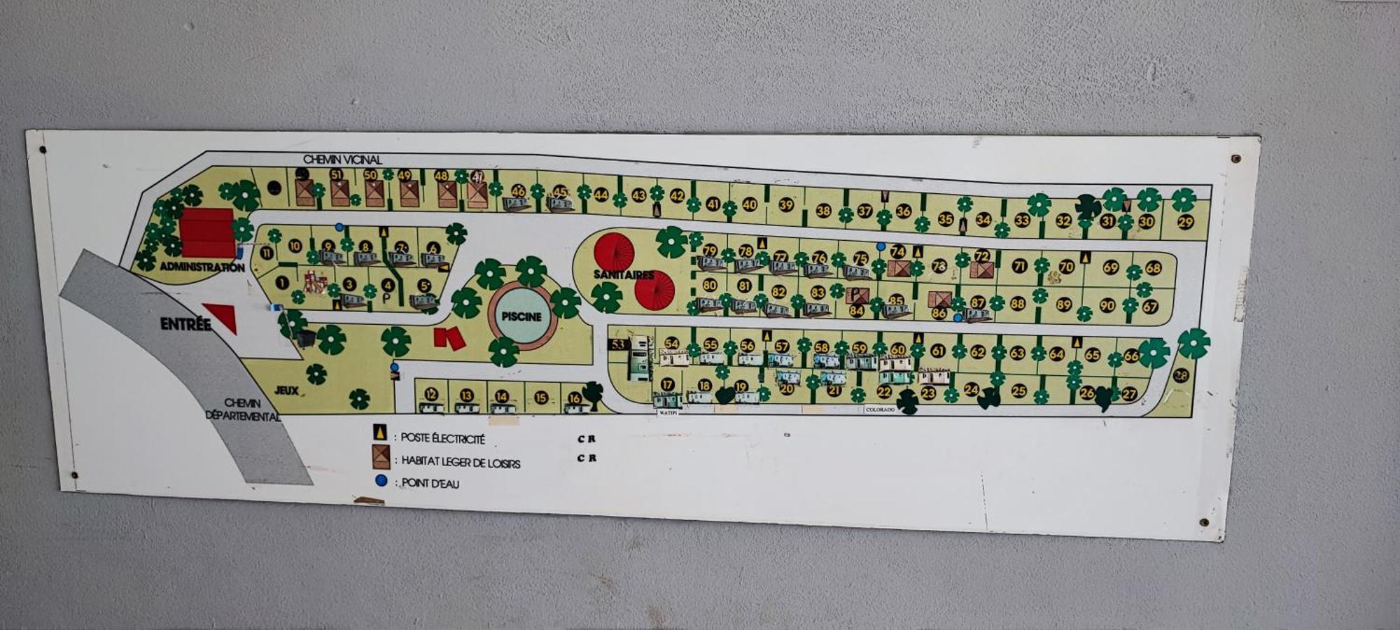 Camping Carrefour De L'Ardeche Saint-Remeze Eksteriør billede